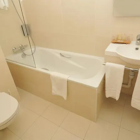 Hotell Restaurant La Forestiere 3*