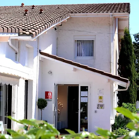 Hotell Logis La Forestiere 3*