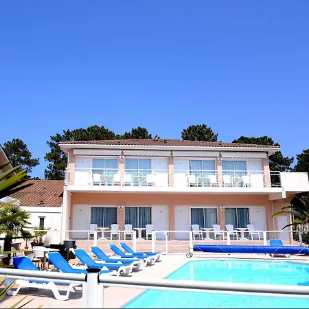 Hotell Logis La Forestiere 3*