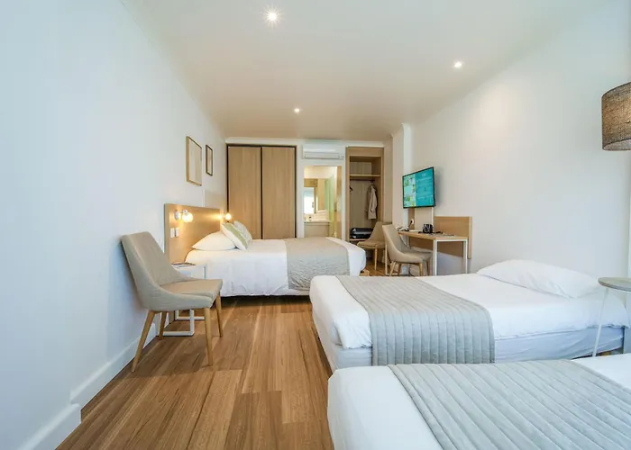 Logis La Forestiere Hotell 3*