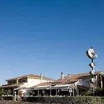 Logis La Forestiere 3* بيسكاروس-بلاج