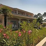 فندق Logis La Forestiere