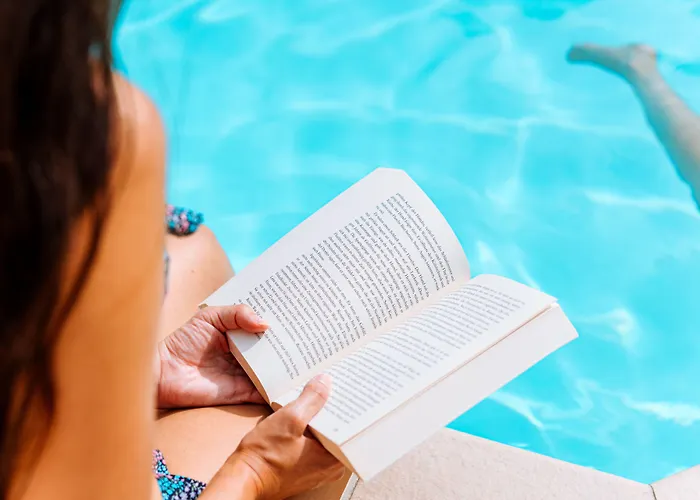 Logis La Forestiere 3* بيسكاروس-بلاج