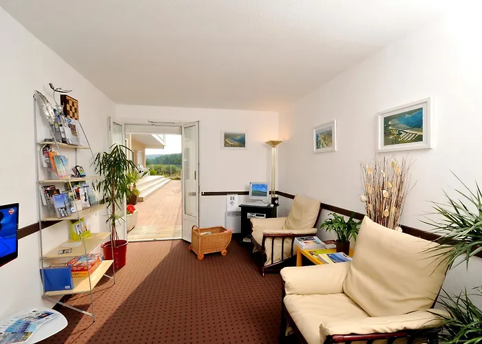 Logis La Forestiere 3* بيسكاروس-بلاج