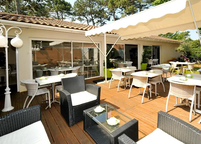 Logis La Forestiere 3* Бискаросс-Плаж
