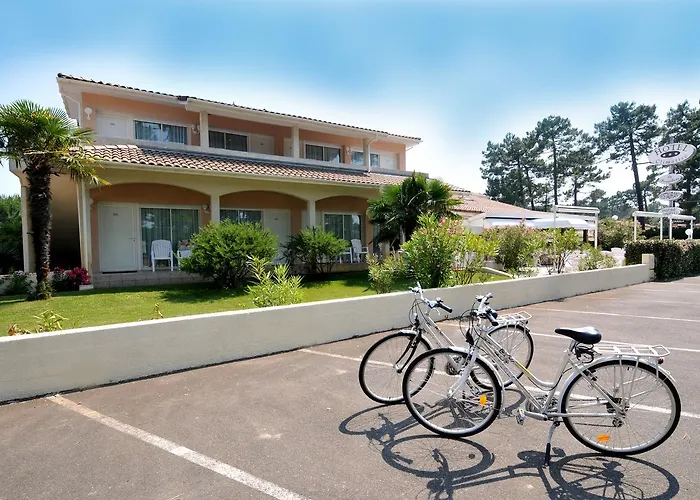 Отель Logis La Forestiere